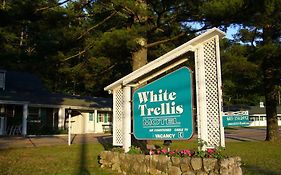 White Trellis Motel New Hampshire